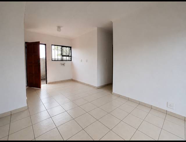 3 BEDROOM HOUSE FOR SALE IN VANDERBIJLPARK CE 4
